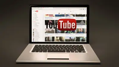 YouTube замедлили в России почти в 10 раз &ndash; аудитория сервиса сократилась в 2 раза